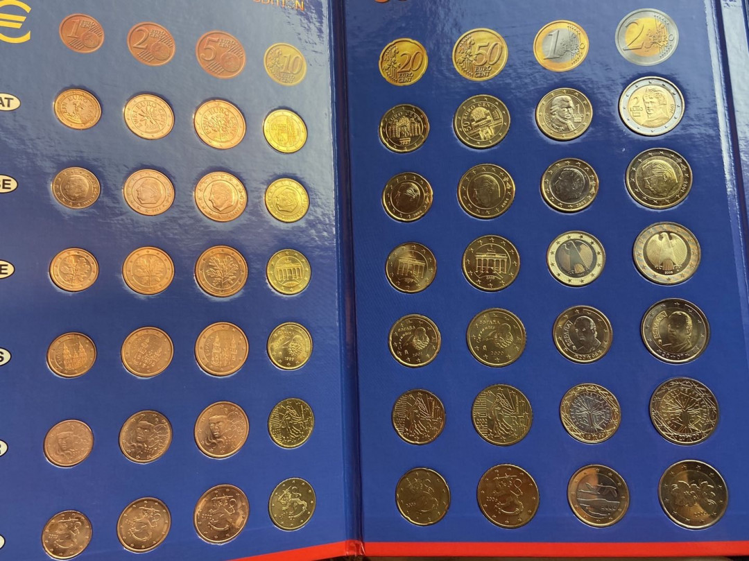 【币观天下】第129期钱币拍卖～ 【2欧元】13国欧元册子【大小币值包含】