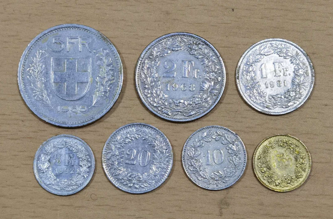 北京马甸外国钱币专卖微拍第三十期，非贵金属纪念币，流通币专场，陆续上新，欢迎关注 瑞士流通币7枚/套，品相如图