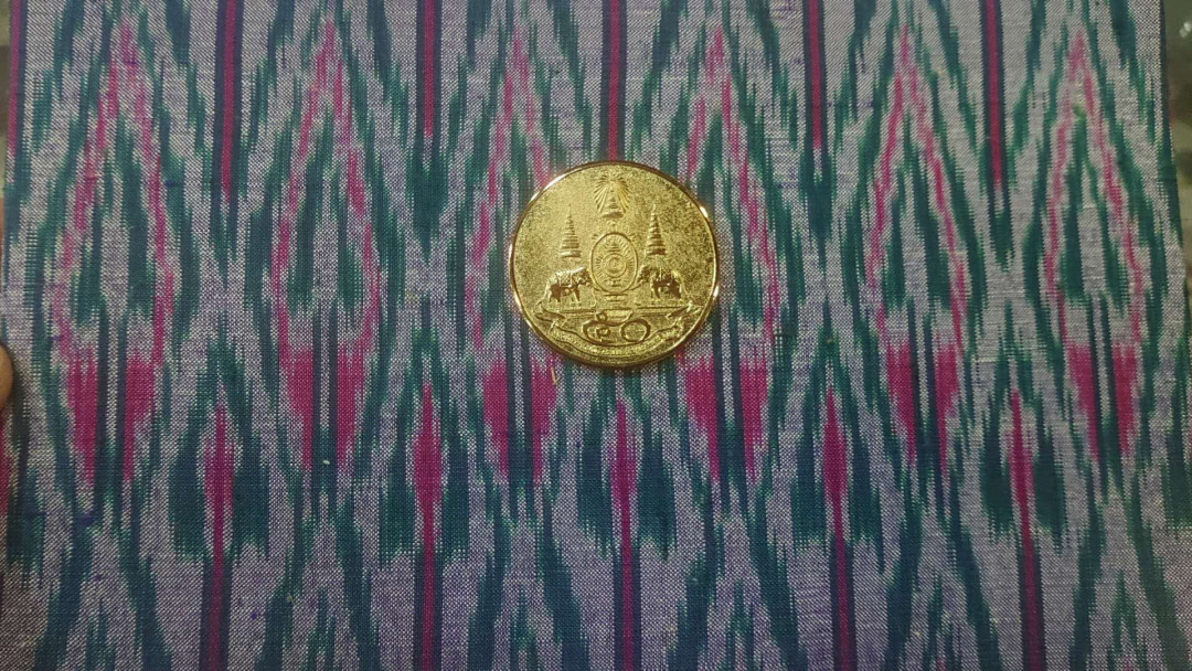 【囧羊收藏】精选微拍第六期~世界各国钱币场（陆续新增上架） 1996年泰国国王登基50周年纪念钞 全新绝品原装册 全程无47号码