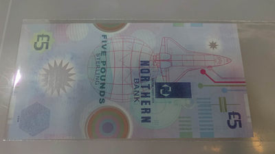 【囧羊收藏】精选微拍第六期~世界各国钱币场（陆续新增上架） 2000年北爱尔兰5镑 千禧年纪念钞 MM冠稀少绝品无47千位号