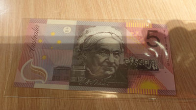 【囧羊收藏】精选微拍第六期~世界各国钱币场（陆续新增上架） 2001年澳大利亚5元塑料钞 联邦百年纪念钞 全新绝品