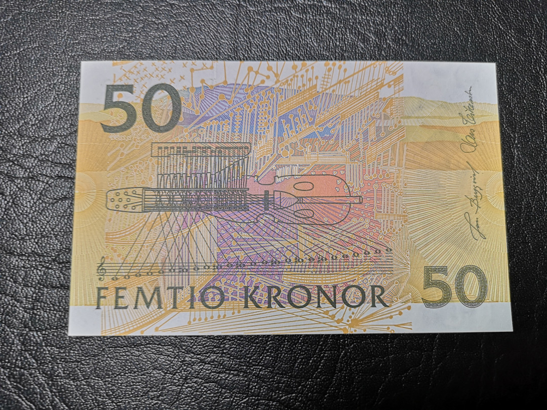 《外钞收藏家》第九十二期 精品拍卖 瑞典50克朗 初版夜莺 全新unc