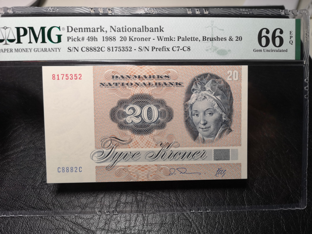 《外钞收藏家》第九十二期 精品拍卖 丹麦动物版1988年20克朗 pmg66