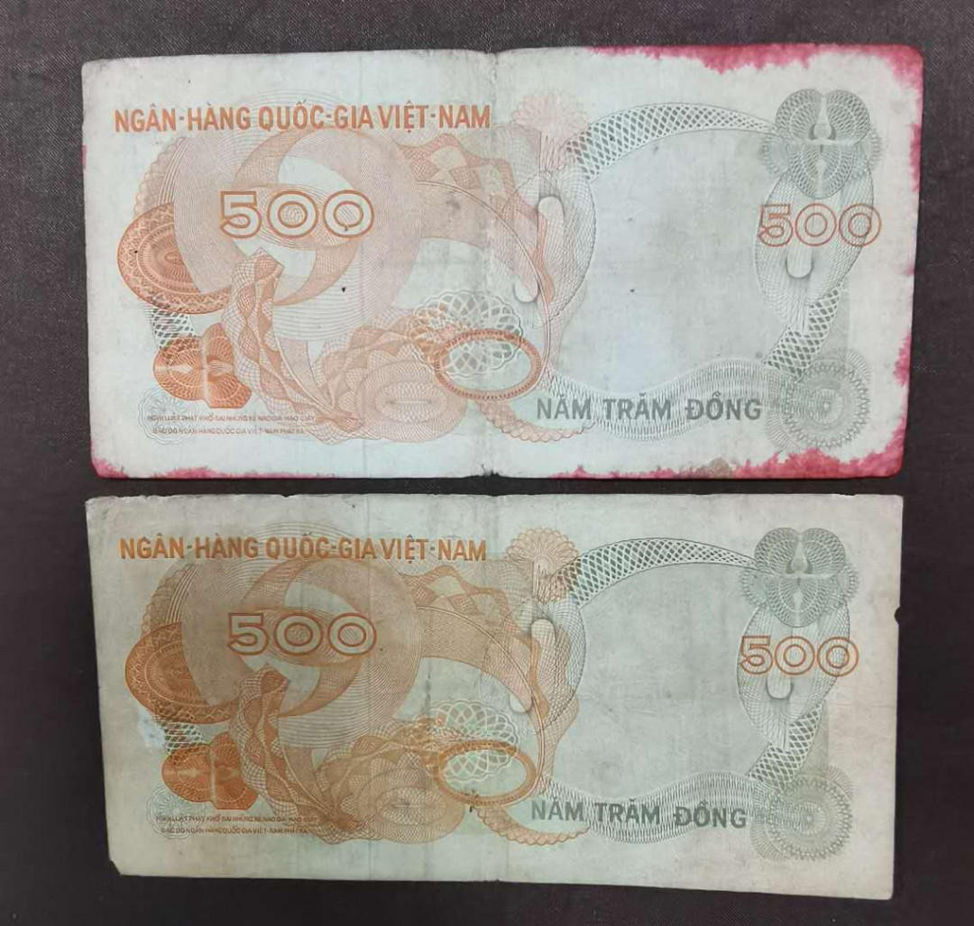北京马甸外币专卖微拍第三十一期，纸币专场，陆续上新，欢迎光临 越南早期500盾2张，品相如图，流通品三四品左右，币上有几个微孔