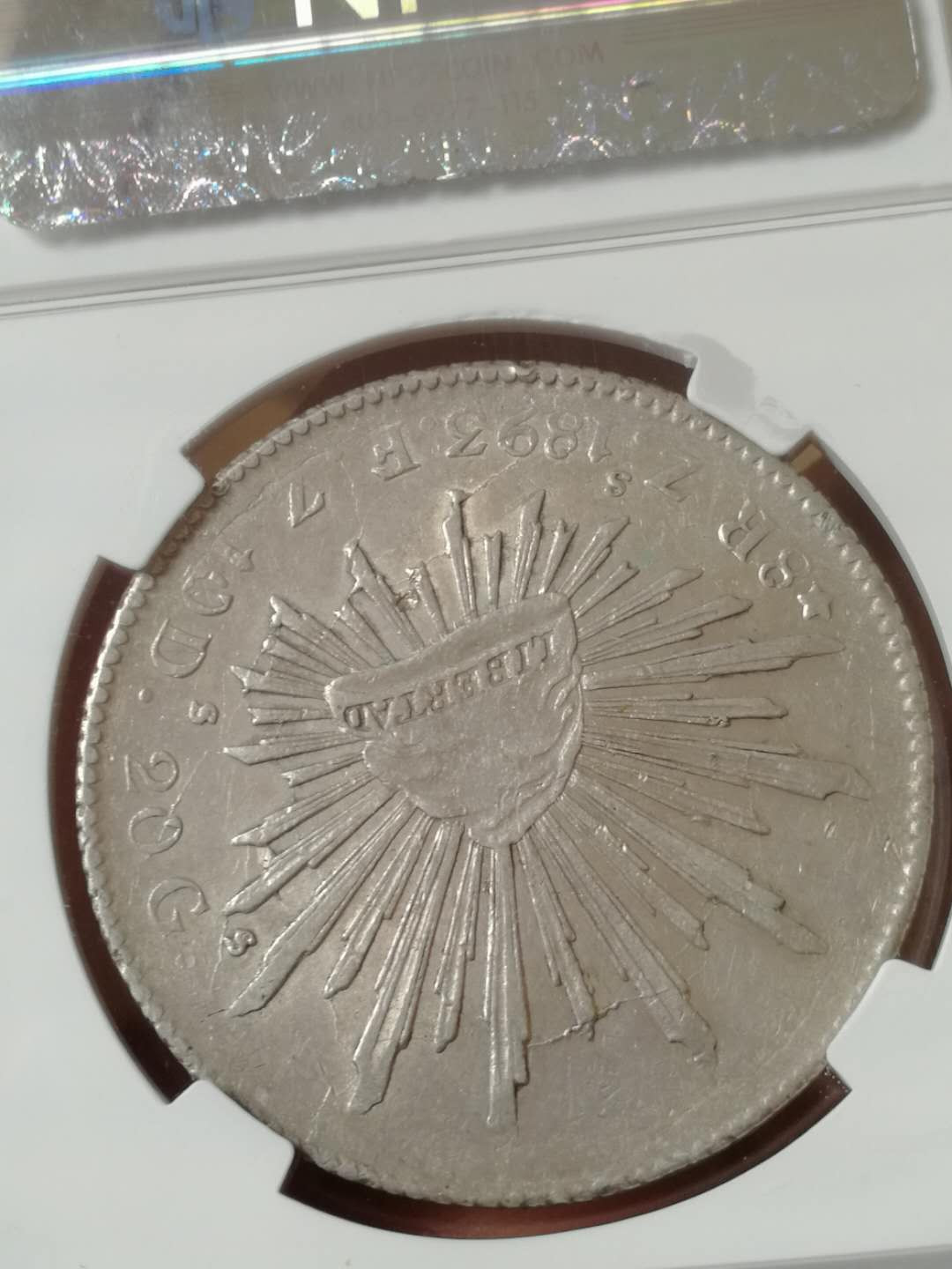 【鲸贝乐淘·外币】千字文·第“世禄侈富，车驾肥轻”号拍卖 【墨西哥🇲🇽 ·鹰洋】1893年墨西哥花边鹰洋，众诚评级保真，品相如图UNC