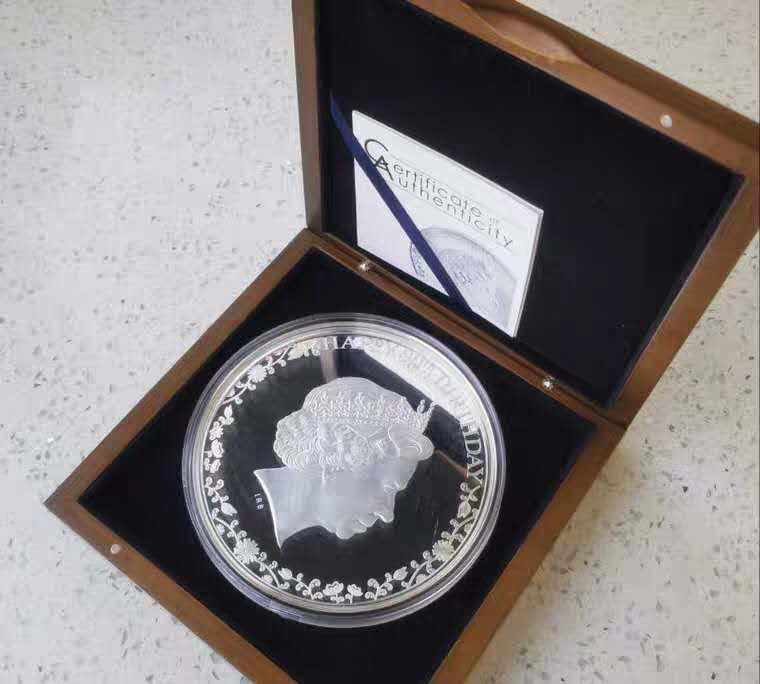 【随心拍&Getcoins】钱币拍卖第七十七期～ 库克2016年女王90诞辰3盎司特大银币