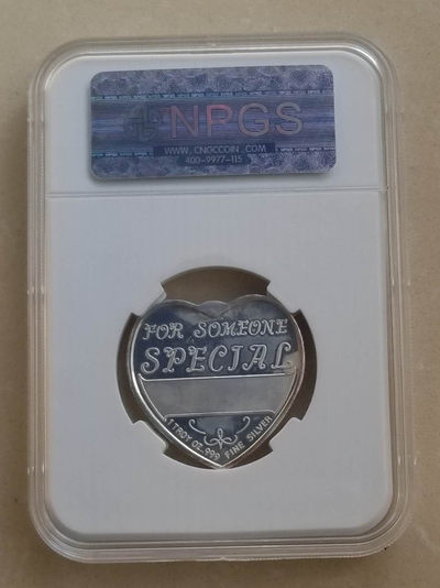 【随心拍&Getcoins】钱币拍卖第七十七期～ 瑞士制造“大熊猫我爱你”一盎司心形银章