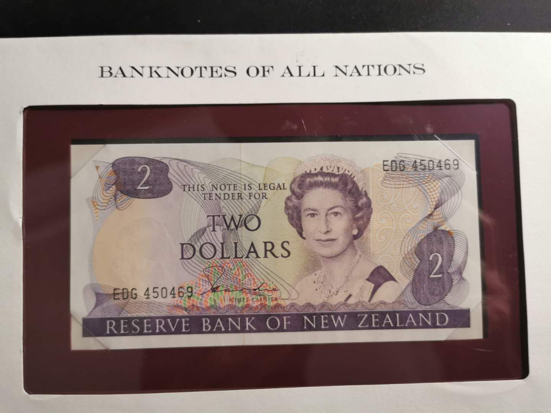 【鲸贝乐淘】千字文·第“策功茂实，勒碑刻铭”号拍卖 【新西兰🇳🇿 】2元，信封版，全新全品UNC 