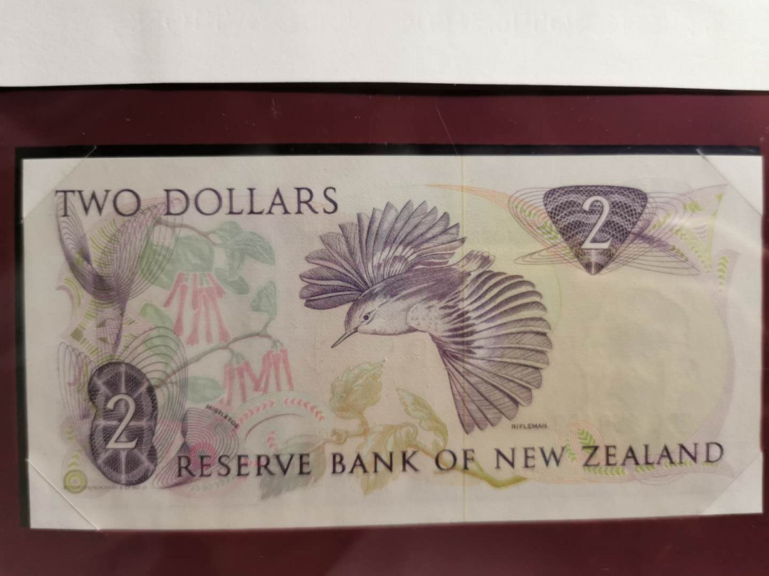 【鲸贝乐淘】千字文·第“策功茂实，勒碑刻铭”号拍卖 【新西兰🇳🇿 】2元，信封版，全新全品UNC 