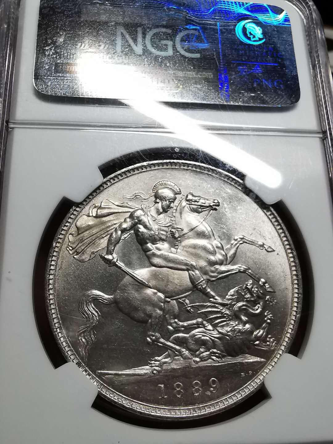 凡希社世界钱币微拍第一百四十二期 1889英国老维高冠马剑NGC-MS62原色银光！