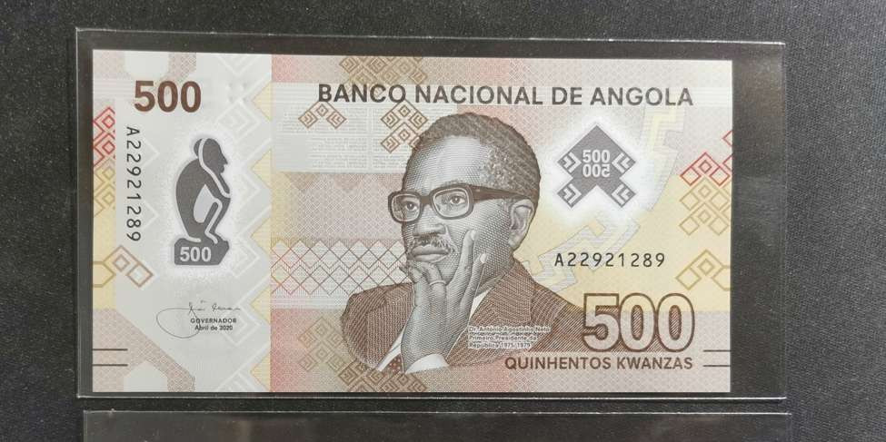 【鲸贝乐淘】千字文·第“策功茂实，勒碑刻铭”号拍卖 【2020年新钞】安哥拉🇦🇴 500元A冠塑料钞，FA首发冠5元，全新全品都是UNC 