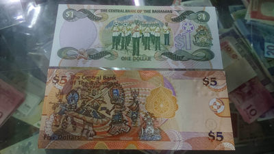 【囧羊收藏】精选微拍第八场 世界钱币共舞 2001年巴哈马1元+2013年巴哈马5元 尾三同号 全新UNC绝品