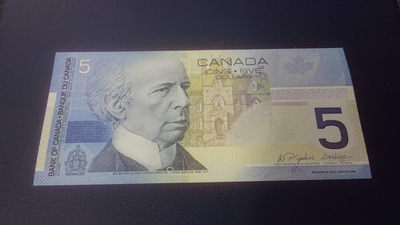 【囧羊收藏】精选微拍第八场 世界钱币共舞 2002年初版加拿大5元 旅版 无金属线（实际印制年份2005）