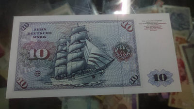 【囧羊收藏】精选微拍第八场 世界钱币共舞 1960年初版首年份德国10马克 全新UNC绝品 适合评级