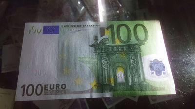 【囧羊收藏】精选微拍第八场 世界钱币共舞 2002版欧元100 首签 德国版 全新UNC绝品尾号88 适合评级