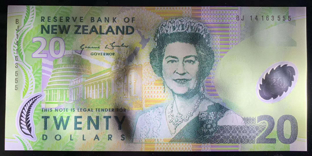 【鲸贝乐淘】千字文·第“策功茂实，勒碑刻铭”号拍卖 【新西兰】2014年，20元，全新unc，塑料钞，豹子555