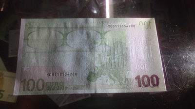 【囧羊收藏】精选微拍第八场 世界钱币共舞 2002版欧元100 首签 德国版 全新UNC绝品尾号88 适合评级