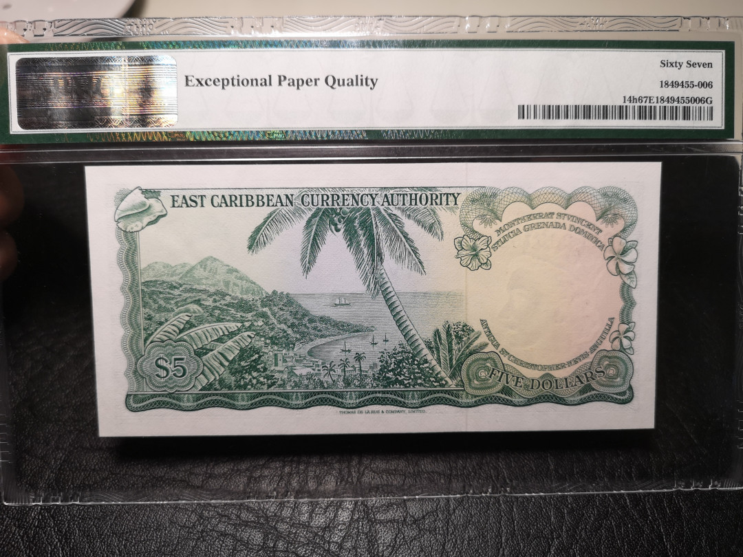 《外钞收藏家》第九十三期拍卖 1965年东加勒比5刀 PMG67 高分女王