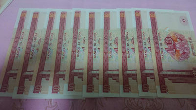 【囧羊收藏】精选微拍第八场 世界钱币共舞 2001年澳门中国银行10元 标准十连号全程无4号码 全新UNC