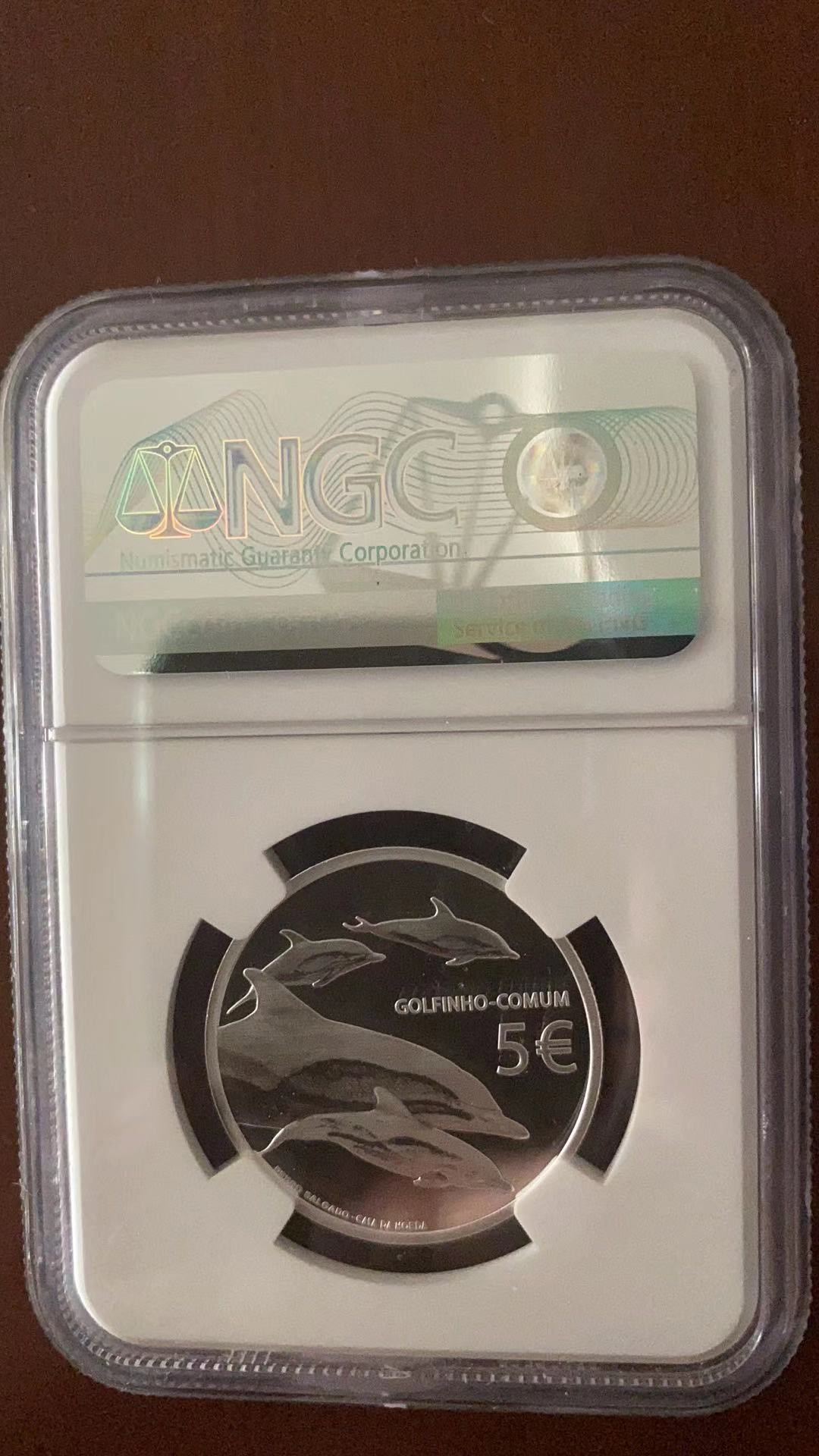 【币观天下】第131期钱币拍卖～ 【葡萄牙】海豚5欧元银币的【ngc69】