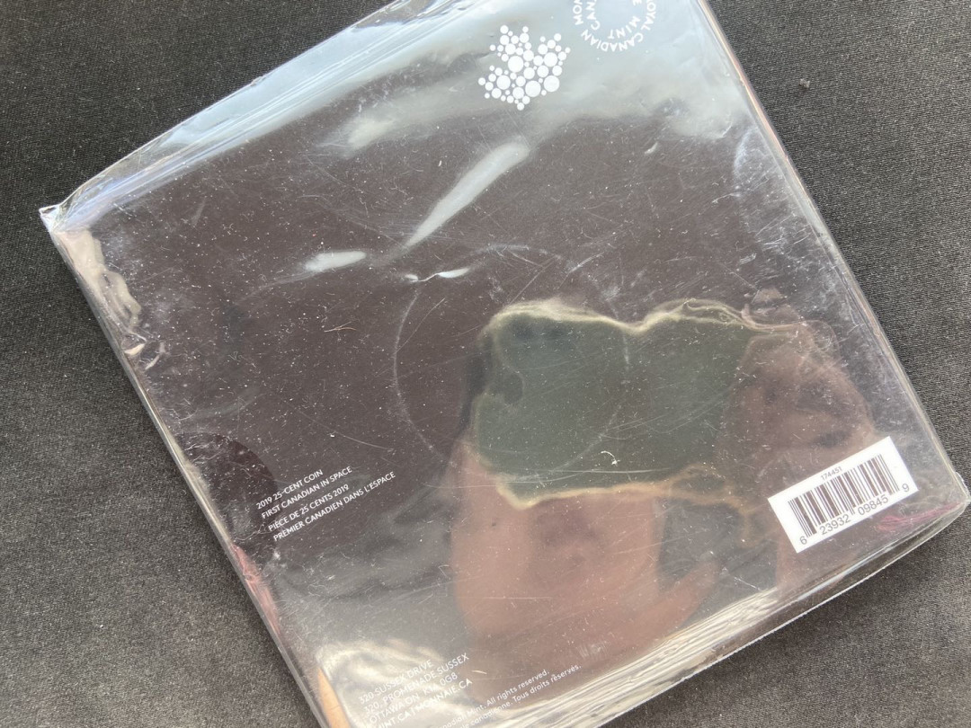 【币观天下】第131期钱币拍卖～ 加拿大2019年太空人麦克*加里奥三色三金属卡装纪念币