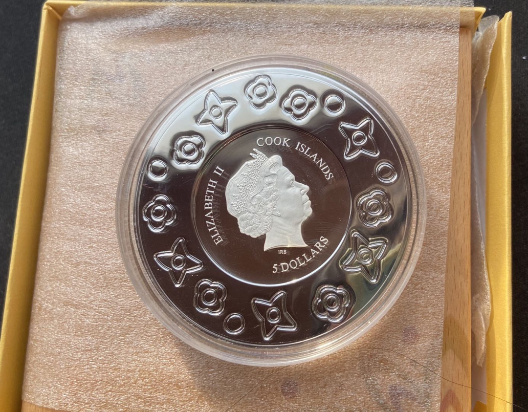 【币观天下】第131期钱币拍卖～ 库克2017年默勒石千花艺术3花卉爱心镶嵌玻璃银币