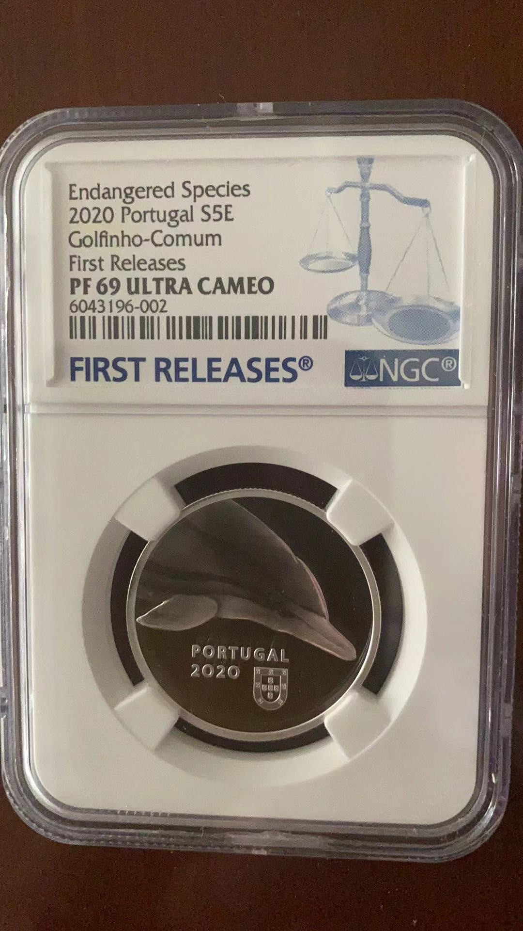 【币观天下】第131期钱币拍卖～ 【葡萄牙】海豚5欧元银币的【ngc69】