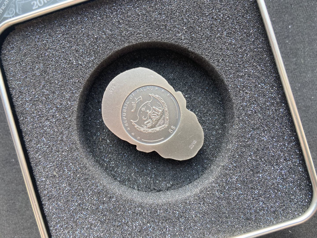 【币观天下】第131期钱币拍卖～ 【帕劳】2018年帕劳发行卡翠娜骷髅头5元异形仿古纪念银币