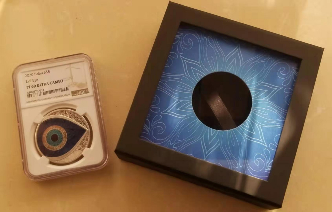 【币观天下】第131期钱币拍卖～ NGC帕劳2020年恶魔之眼彩色纪念银币 