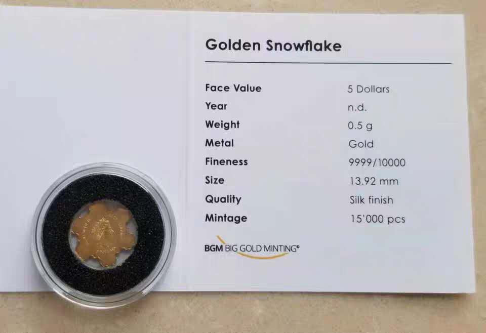 【币观天下】第131期钱币拍卖～ 库克圣诞雪花异形仿真小金币   9999金0.5克  