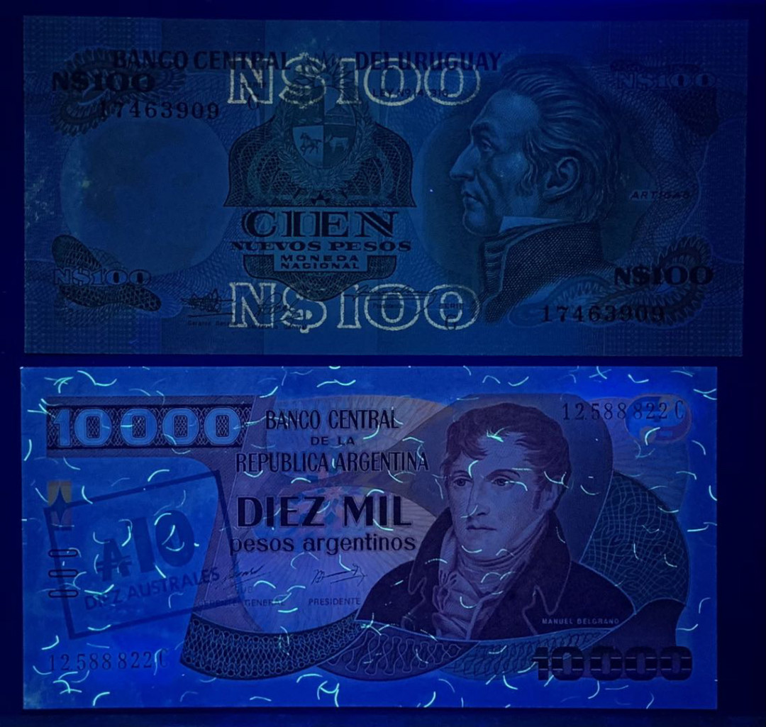紫瑗钱币—微拍第122期—纸币场 乌拉圭 1987年 100比索 （P-62A）阿根廷 1985年 10奥斯特 10000比索 （P-322c）2枚一组 UNC