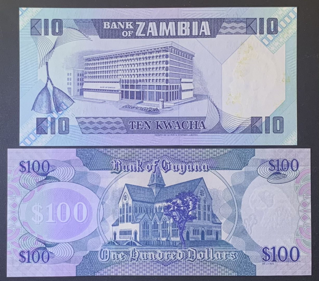 紫瑗钱币—微拍第122期—纸币场 赞比亚 1986-88年 10克瓦查 （P-26e）圭亚那 2006年 100元 （P-36）2枚一组 UNC