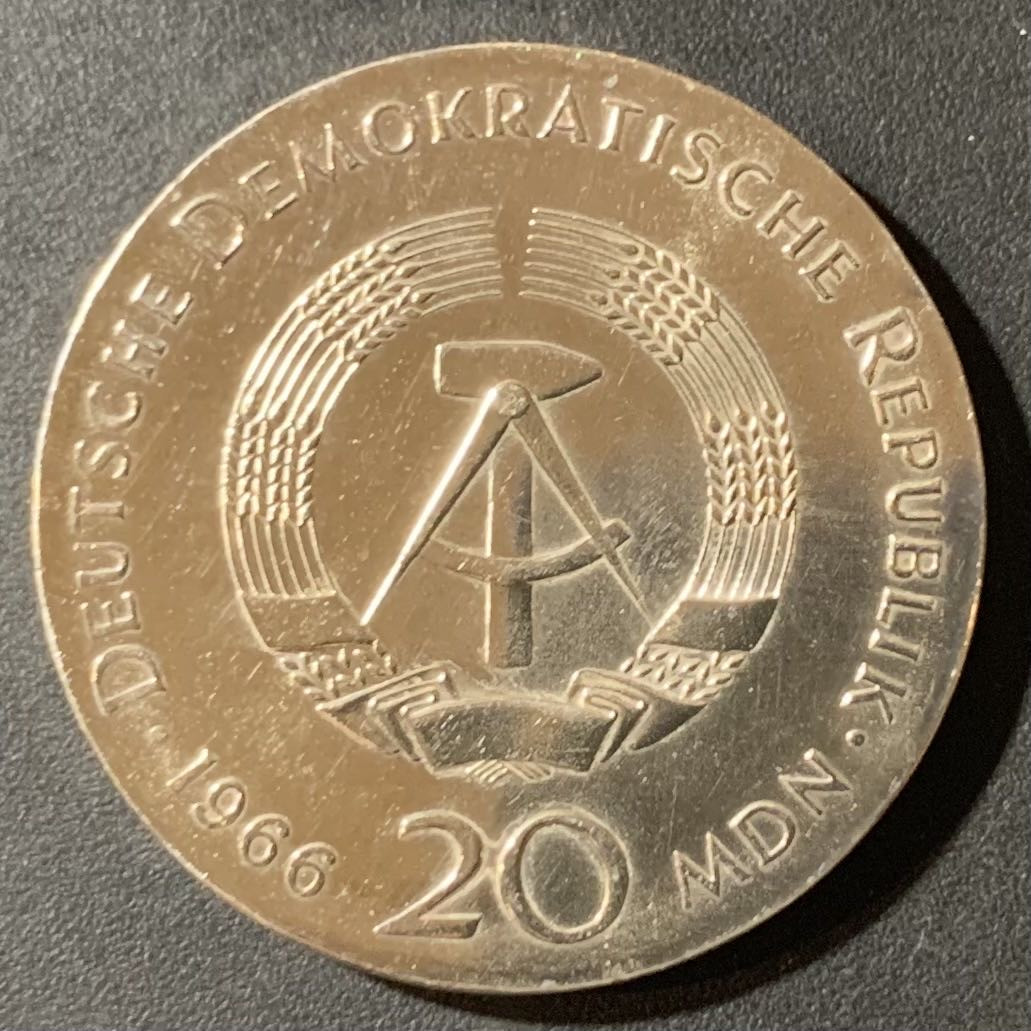 紫瑗钱币—微拍第123期  东德 1966年 哥特弗里德·威廉·莱布尼兹逝世250周年 20马克 20.9克 0.8银