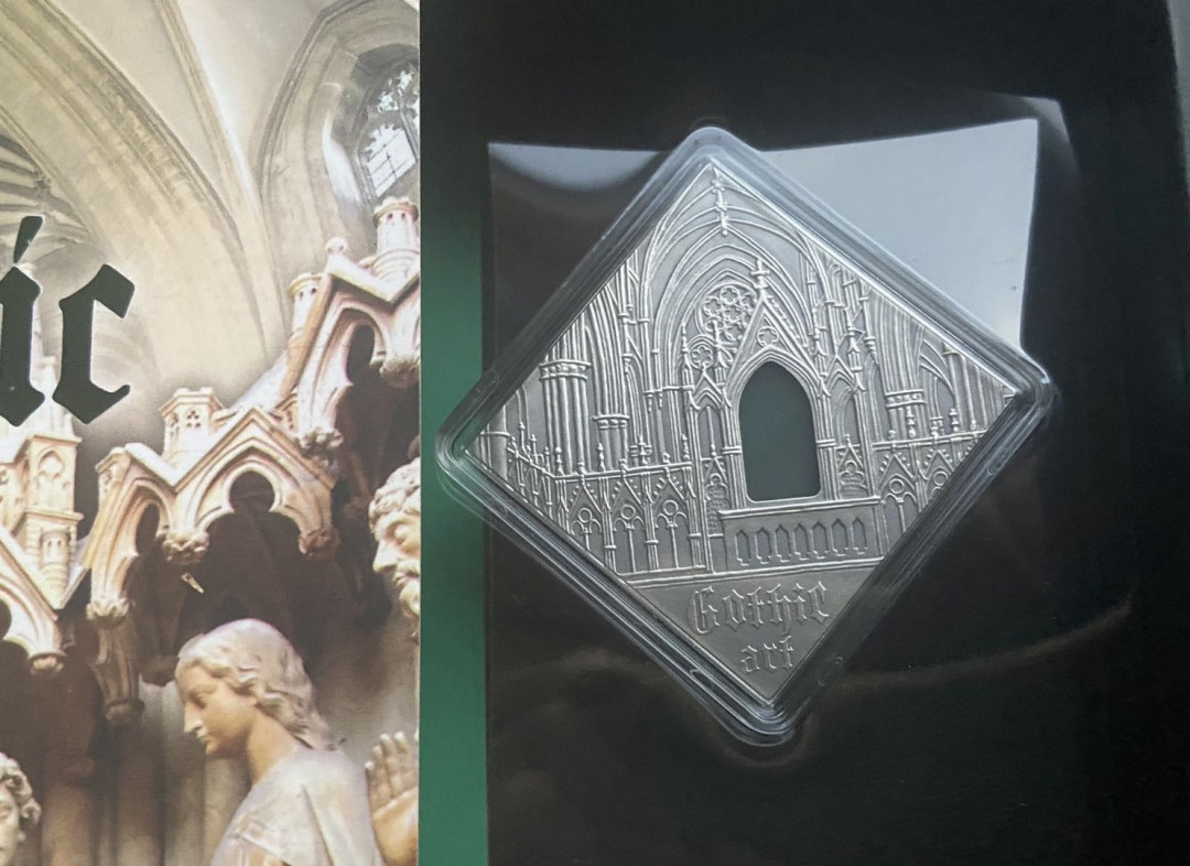 【币观天下】第132场钱币拍卖～ 【纽埃】2014 纽埃2014年 艺术改变世界—哥特式  玛瑙镶嵌仿古银币