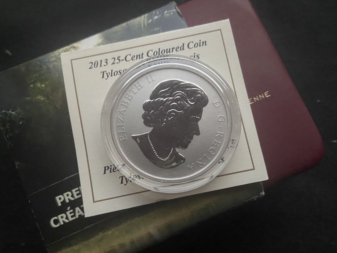 【币观天下】第132场钱币拍卖～ 【加拿大】夜光恐龙系列镍币～