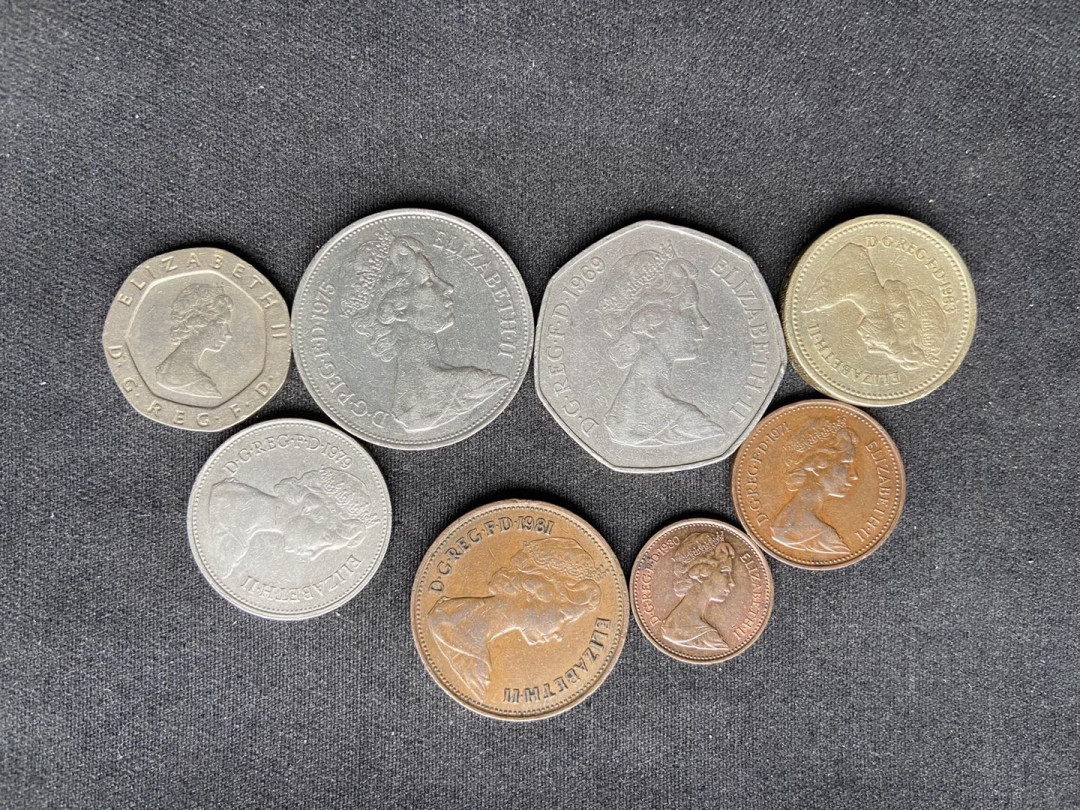 【币观天下】第132场钱币拍卖～ 英国老版本流通币8枚