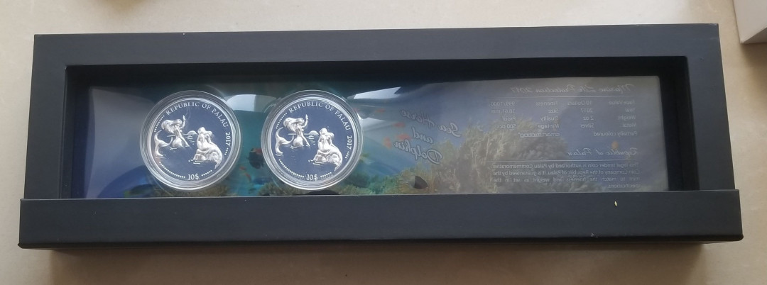 【币观天下】第132场钱币拍卖～ 帕劳2017美人鱼海马海豚高浮雕彩色银币两枚