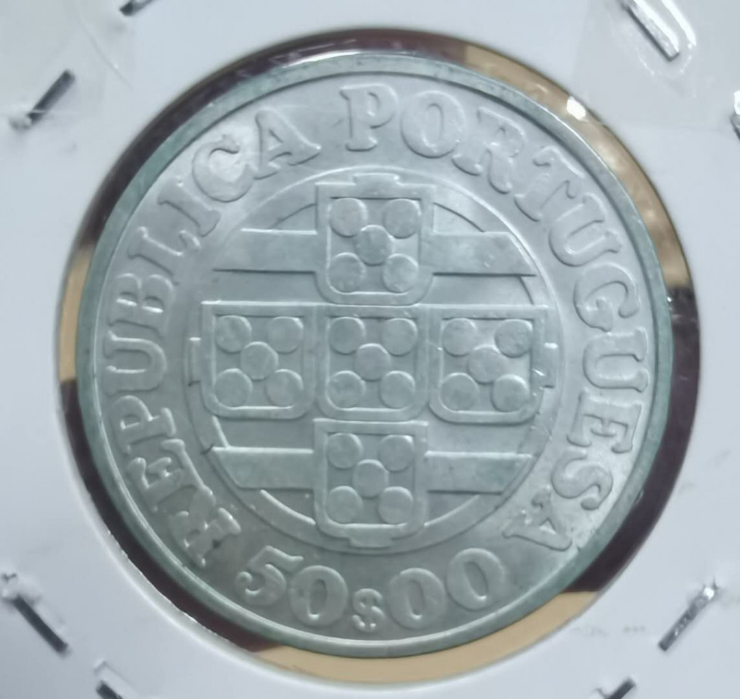 北京马甸外币专卖微拍第三十四期，银币专场，陆续上新，欢迎关注 1971年葡萄牙银币，重：18克，成色：650，品相如