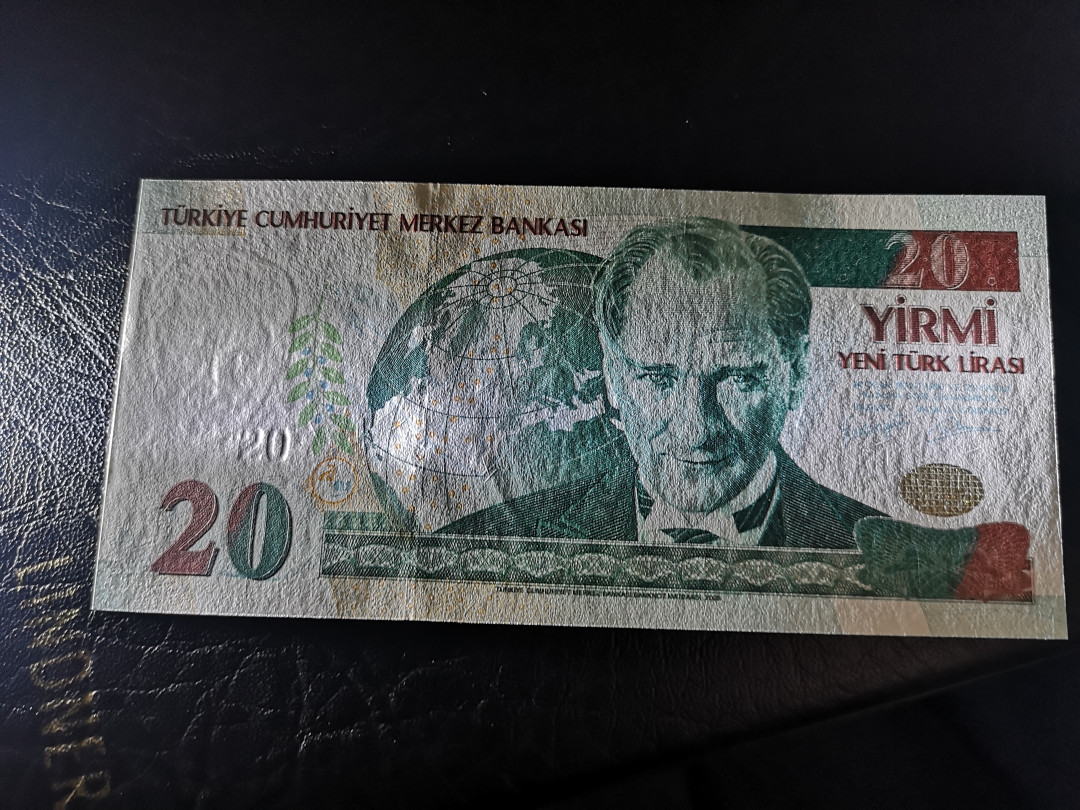 《外钞收藏家》第九十四期拍卖 土耳其2005年20  全新unc