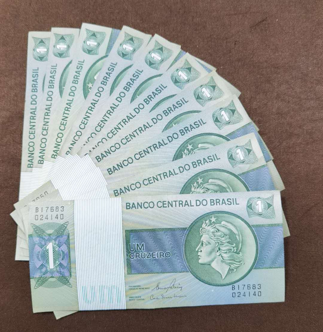 北京马甸外币专卖微拍第三十五期，纸币专场，陆续上新，欢迎关注 巴西早期女神版纸币10张，品相如图：流通品7一9品