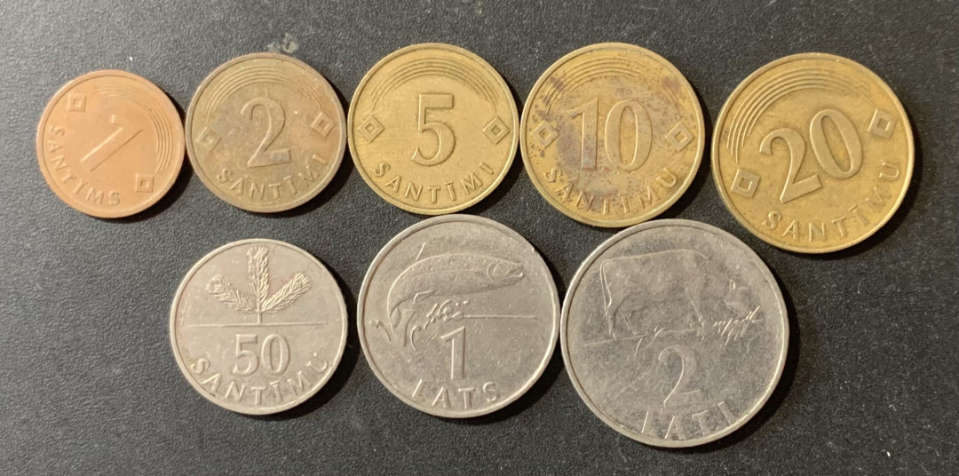 紫瑗钱币—微拍第124期  拉脱维亚 欧元之前 1992年 1分—2拉特 7枚全