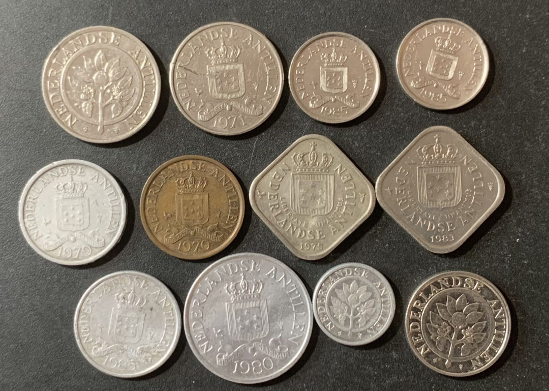紫瑗钱币—微拍第124期  荷属安德烈斯 各时期硬币 12枚一组