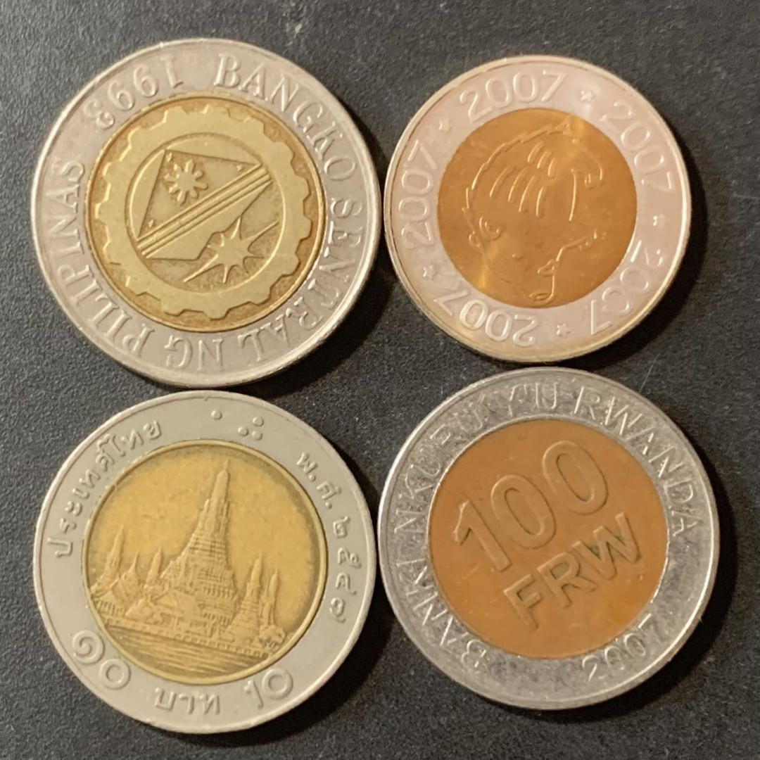 紫瑗钱币—微拍第124期  各国双色币章 4枚一组 含银章