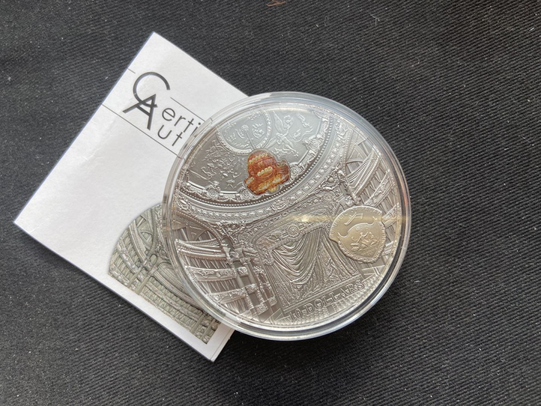 【币观天下】第133场拍卖【圣诞场】 帕劳2014年巴黎歌剧院镶嵌水晶2盎司仿古纪念银币