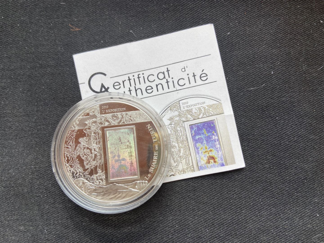 【币观天下】第133场拍卖【圣诞场】 【喀麦隆】喀麦隆2010年都灵裹尸布幻彩精制银币