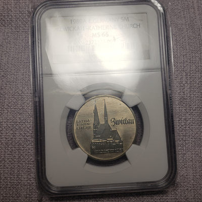 0起1加-纯粹捡漏拍-06场 - 东德1989年5马克闵采尔诞生500周年纪念币-圣凯瑟琳教堂NGC-MS66