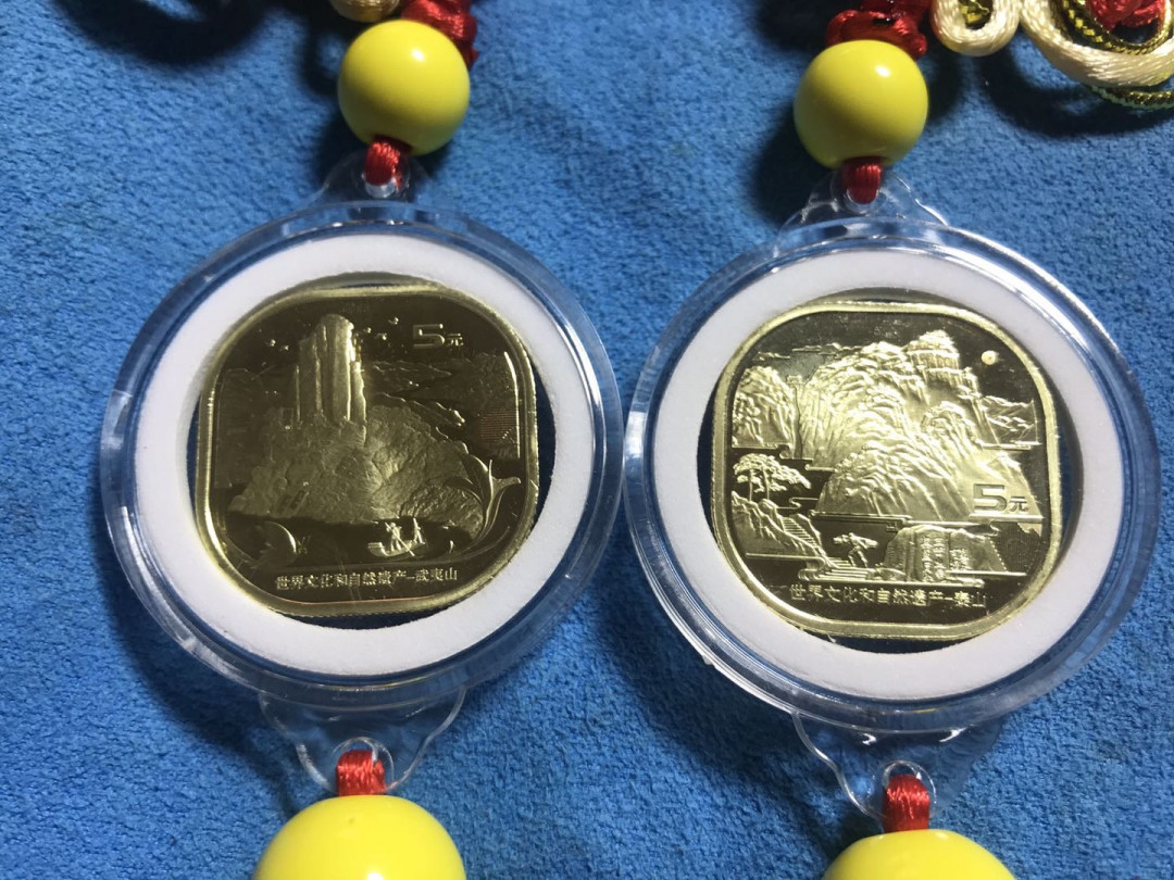 泰山，武夷山车挂饰，室內挂件各一个，二件一起