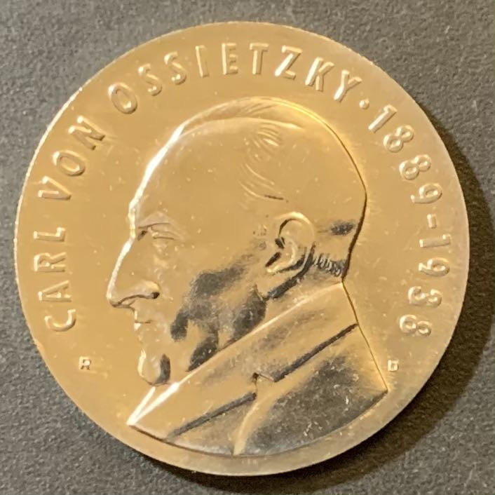 紫瑗钱币—微拍第125期  东德 1989年 卡尔·冯·奥西茨基诞辰100周年 5马克 少见