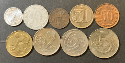 紫瑗钱币—微拍第134期  - 捷克斯洛伐克 各时期 流通硬币 9枚一组