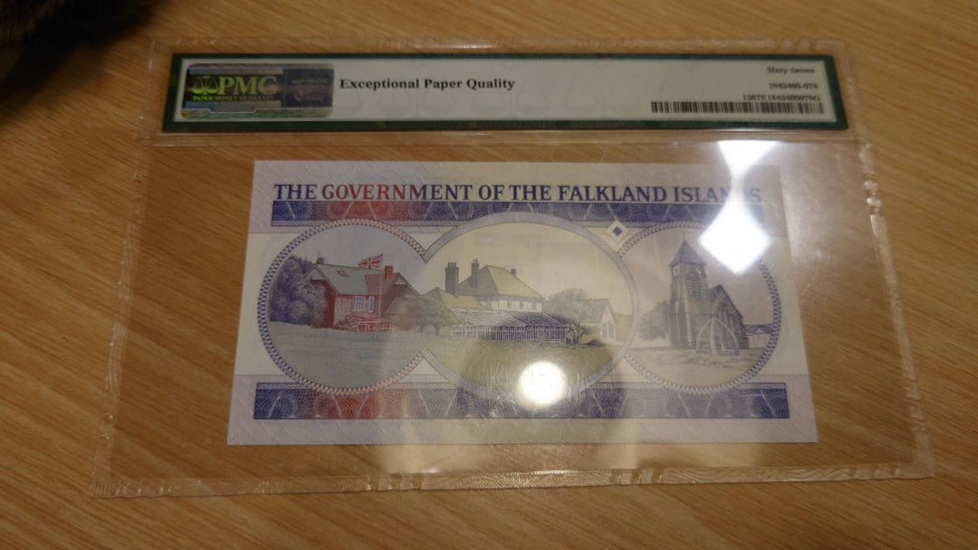 【囧羊收藏】精选微拍第10期~2021年首场世界钱币精选荟萃 1984年福克兰群岛1镑 PMG67E高分少见品种